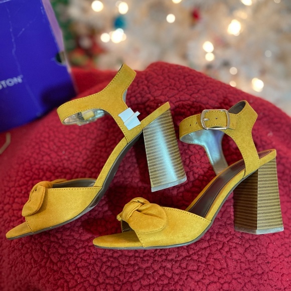 Womens Worthington Spicy Mustard Heel - Picture 6 of 10